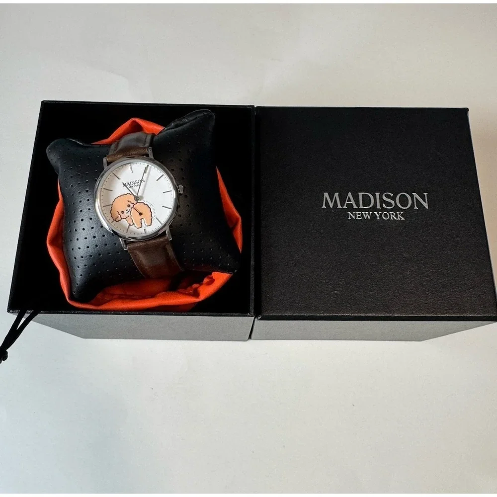 Madison New York Dog Watch With Pouch & Box Tested & Working
